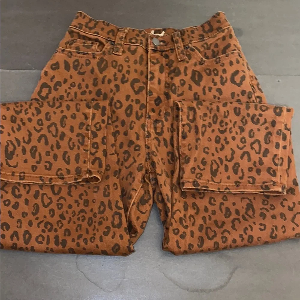 Universal Thread Womens 0/25R Vintsge Straight Leg Jeans Brown Leopard - Picture 6 of 14